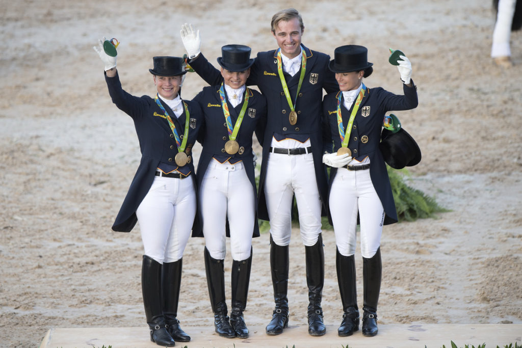 DRESSAGE GRAND PRIXPODIUM TEAM Germany