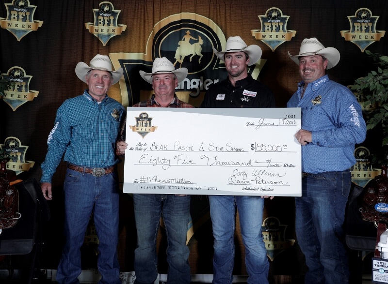 Former Super Bowl Champ, Partner Win $95,000 Roping